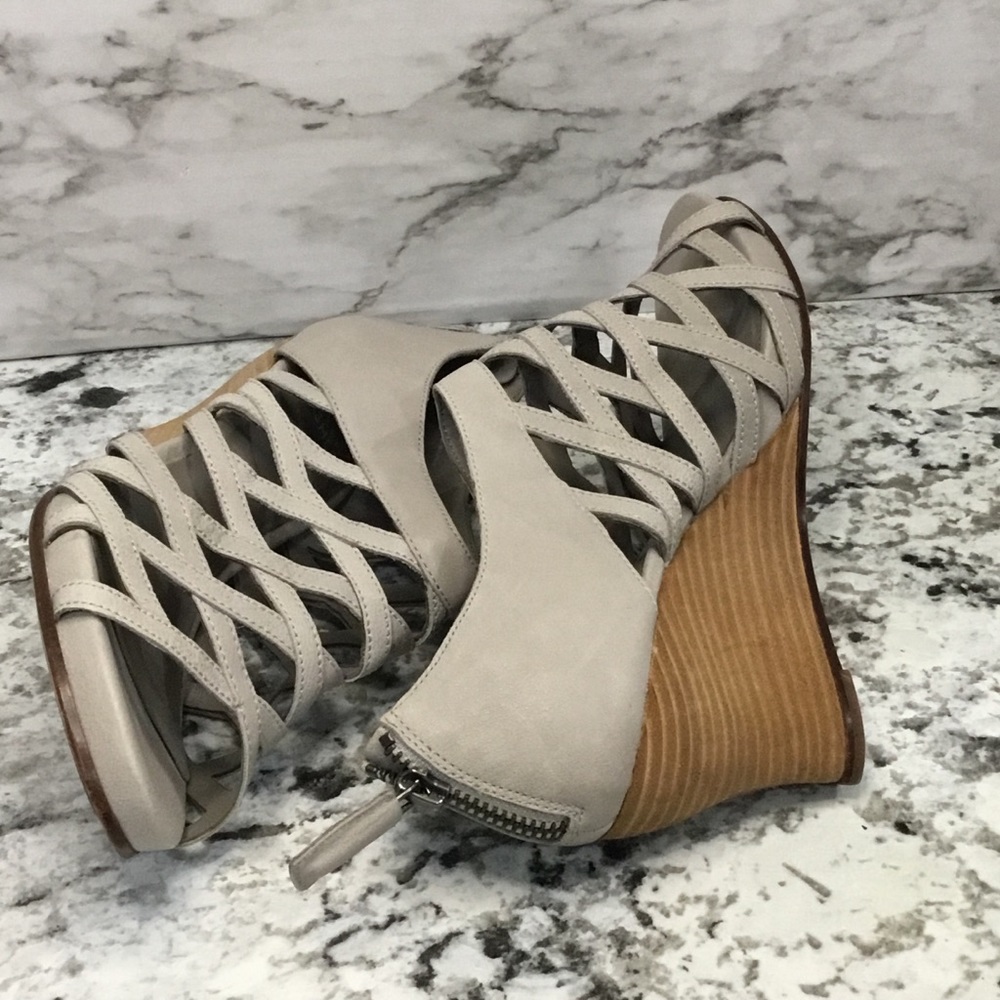 Eileen Fisher Cage Strap Lattice  Leather Gray Wood Wedge Sandal - Picture 9 of 12